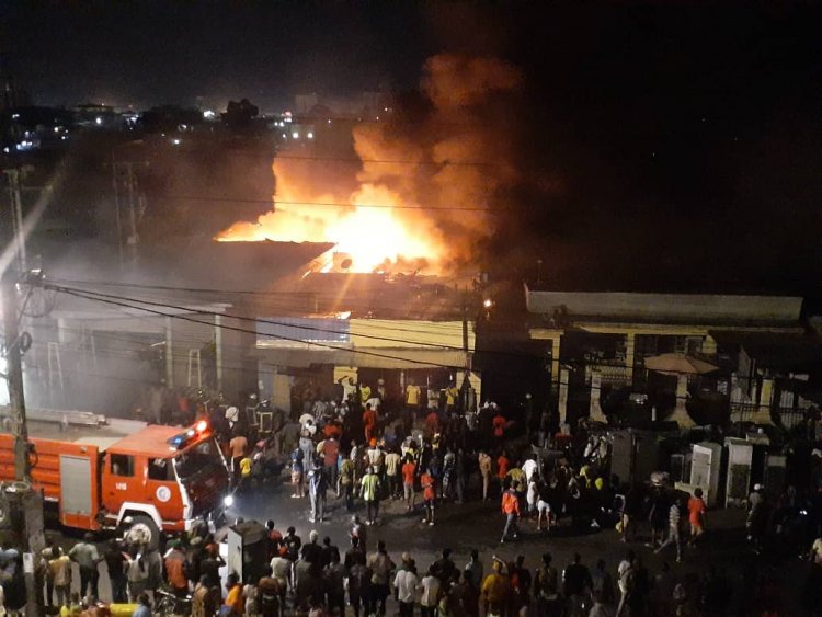 Nouveau ! - Cameroun : on en sait un peu plus sur l'incendie survenu hier à Douala