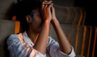 Bénin : Une Étudiante Vole 100 Mille FCFA Et Les Cache Dans Son V@G…