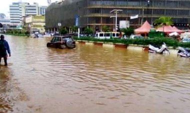 Cameroun - Urbanisme de Yaoundé : Inondations