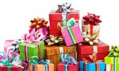 Après 27 ans de travail sans jour de congé, il reçoit un immense cadeau de son employeur ( Vidéo )