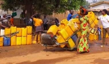 Cameroun - Fourniture d'eau potable : Camwater, la qualité de l'eau, la desserte de l'eau, les scandales financiers autour de sa gestion et la résilience du camerounais.
