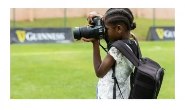 Cameroun - Fleur Randa : 10 ans, et déjà photographe professionnelle