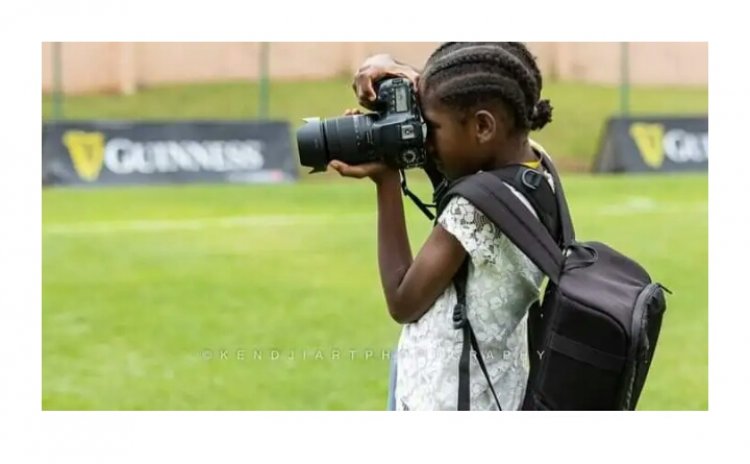 Cameroun - Fleur Randa : 10 ans, et déjà photographe professionnelle