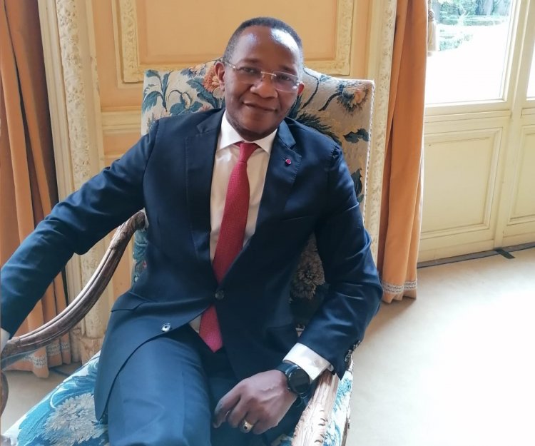 Cameroun :  Élection Présidentielle 2025 : Message de Jean Blaise GWET sur la Réforme du Code Electoral, à ses Frères et sœurs de la Diaspora, de la BAS et à ses frères et sœurs originaires du Nord-Ouest et du Sud-Ouest Cameroun