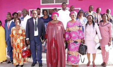 Douala 2eme : la commission nationale pour la promotion du bilinguisme et du multiculturalisme en séance de travail avec l’exécutif communal
