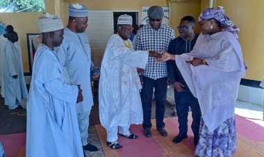 Cameroun : Cavaye Yéguié Djibril reçoit des visiteurs de marque