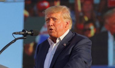 L'ancien président Donald Trump, cité à comparaître devant la commission d'enquête sur l'assaut contre le Capitole