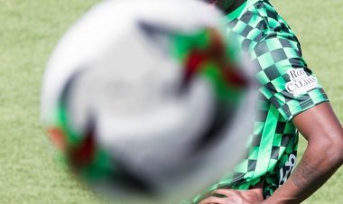 Insolite : Il expose son p*nis au cours d'un match de football ( Photo )