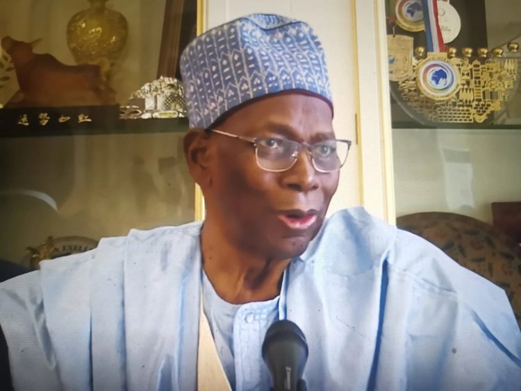 Obsèques religieuse d’Amadou Ali : le MINDEF représentant personnel du Chef de l’Etat