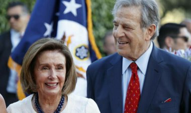 Les premières déclarations de Nancy Pelosi après que son mari a été attaqué avec un marteau. Comment-a-t-elle a été réveillée par la police ?