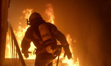 Un pompier allemand arrêté pour avoir incendié un camp de réfugiés ukrainiens. Il est soupçonné d'une série de 19 incendies criminels