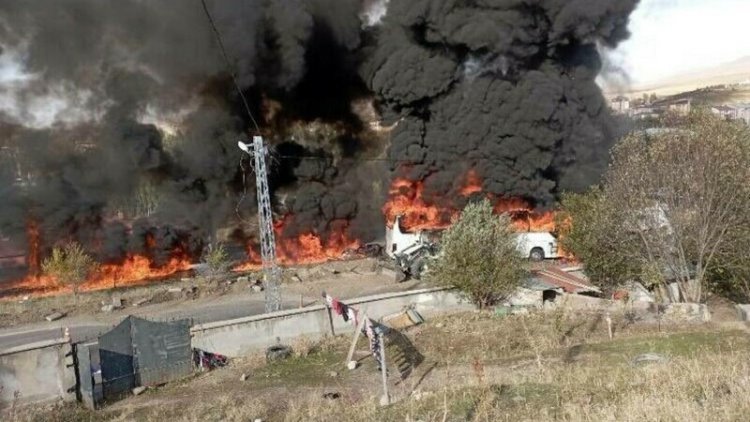 Sept morts et 11 blessés dans un accident entre un bus et deux camions en Turquie