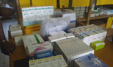 Bipindi : La jeunesse dynamique de l’arrondissement de Bipindi fait des dons dans les centres de santé de Grand Nzambi et Atok-Boga