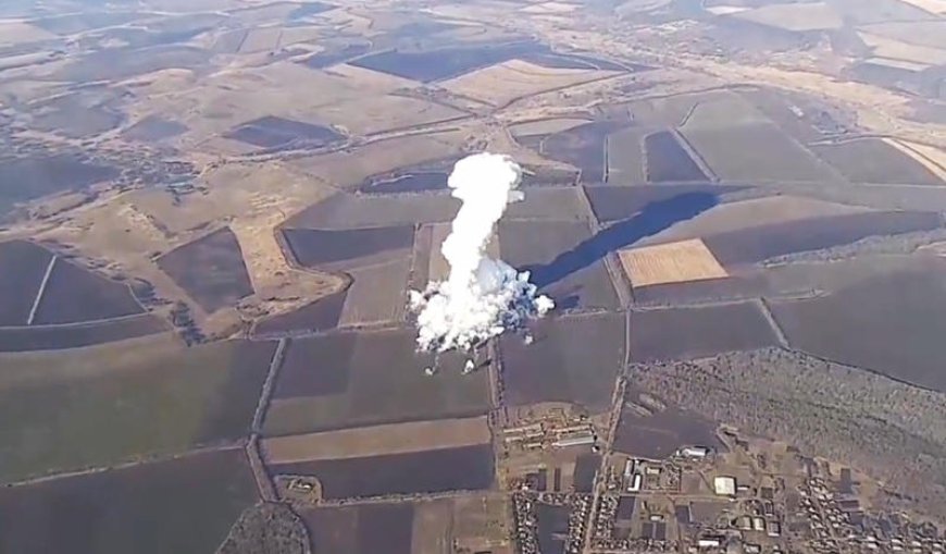 Les Russes ont réussi une frappe qui a provoqué une explosion qui ressemble à un "mini" champignon nucléaire