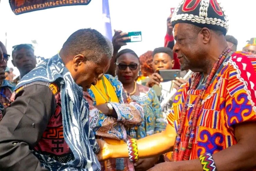 Cameroun / Festival  Bazou "Keku" 2023 : le Maire de la CAD 3ème anobli