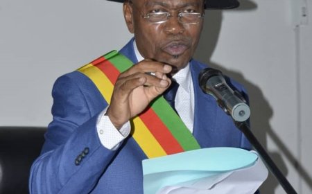 Distinction : Le Président de la République honore le Maire de la ville de Kribi