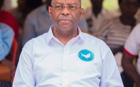 Présidentielle 2023 au Gabon : Alexandre Barro Chambrier joue sa carte