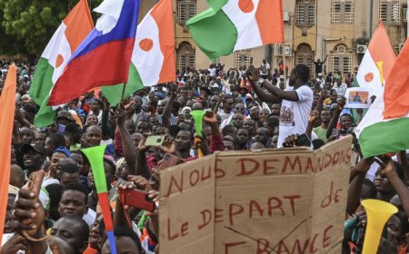 L'Algérie interdit à la France d'utiliser son espace aérien pour intervenir contre le coup d'État au Niger