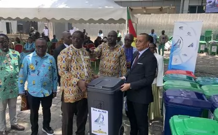 Cameroun / Coopération : le PAD fait don de 175 bacs à ordures à la Ville de Douala