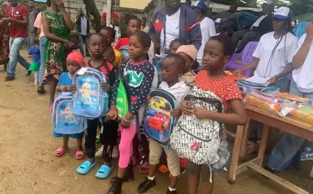 Cameroun : À Douala, la gratitude de Charles Élie Zang fait des heureux à New-Bell