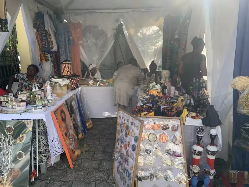 CocoDla25 : tenue à Douala du 3ème Conseil des Gouverneurs du District Multiple 403