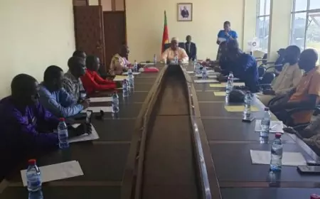 Cameroun / Construction de la gare routière de Kano : les opérateurs du secteur de transport en séance de travail à l'hôtel de ville de Bertoua.
