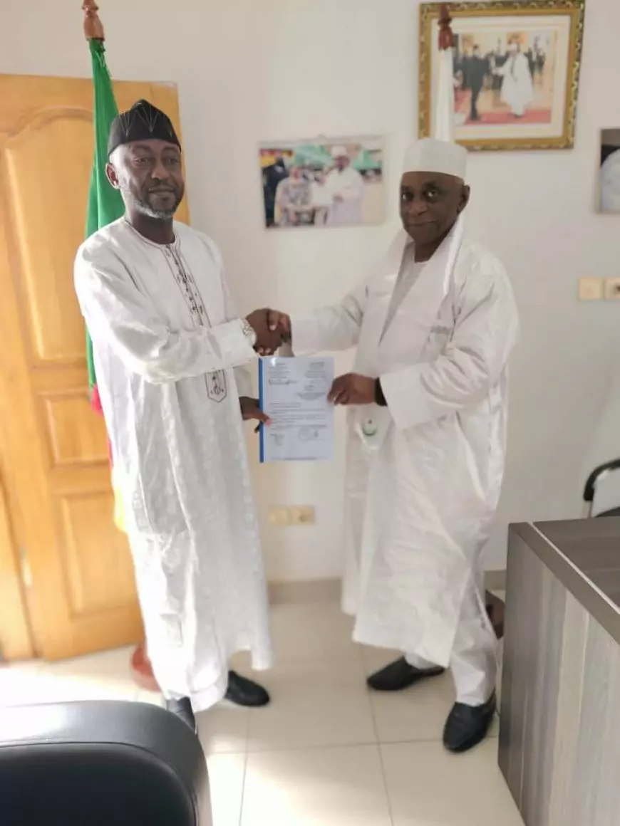 Un Homme de Foi au Service de Tous : L’Imam Oussoumanou Youssoufou Nommé Aumônier National des Hôpitaux par le Dr Manaouda Malachie