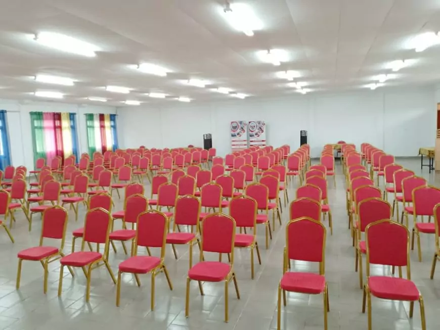 Visite Guidée des membres du Conseil d'Administration à l'Auditorium du Complexe de la Professionnalisation de l’Université de Douala sous la houlette de Mme le Pr. Altante BIBOUM