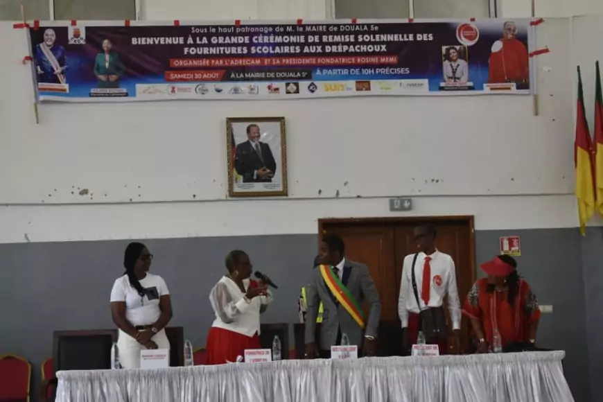 Douala 5e – Le maire Richard Mfeungwang, toujours aux côtés des plus vulnérables