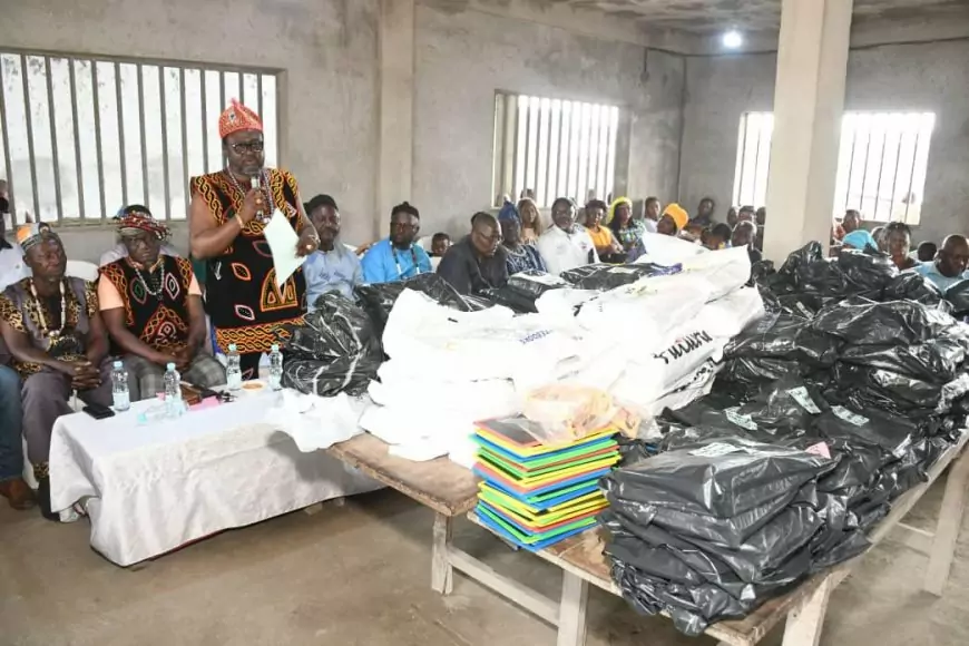 Excellence Scolaire de la grande famille Bambi - Batcham de Douala : Le soutien remarquable de Sa Dignité Foaguam Ngoning Serges