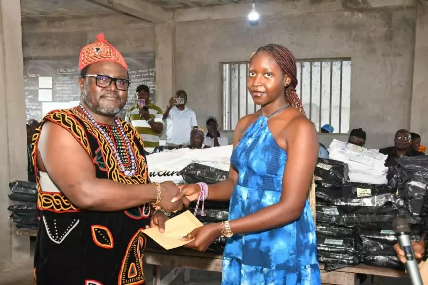 Excellence Scolaire de la grande famille Bambi - Batcham de Douala : Le soutien remarquable de Sa Dignité Foaguam Ngoning Serges