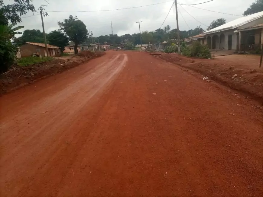 Commune d’Ayos au Cameroun : Le Maire Ndongo Biko'o et la Réfection des Routes