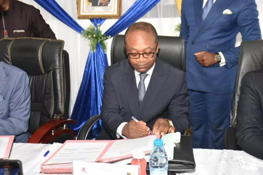 MINPMEESA & UNIVERSITÉ DE DOUALA : Une convention stratégique pour l’entrepreneuriat universitaire signée à Edéa
