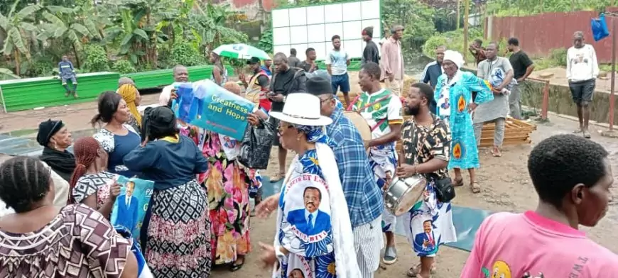 Élection présidentielle au Cameroun, sous-secteur New-Bell Congo : La preuve d'un militantisme accompli de la sénatrice Halimatou épse Njonkou  Mahamouda