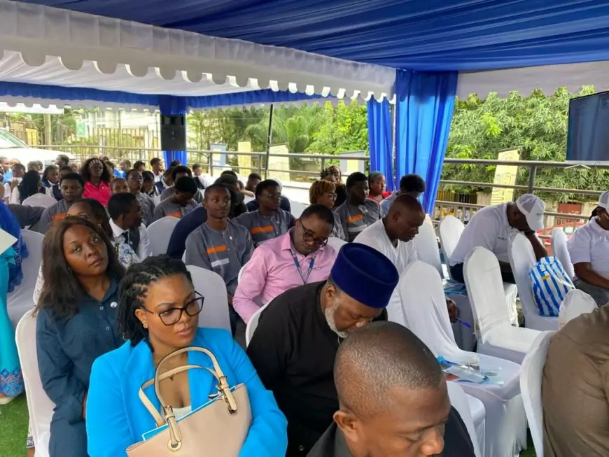 Douala au Cameroun : l’ART sensibilise les consommateurs sur leurs droits numériques