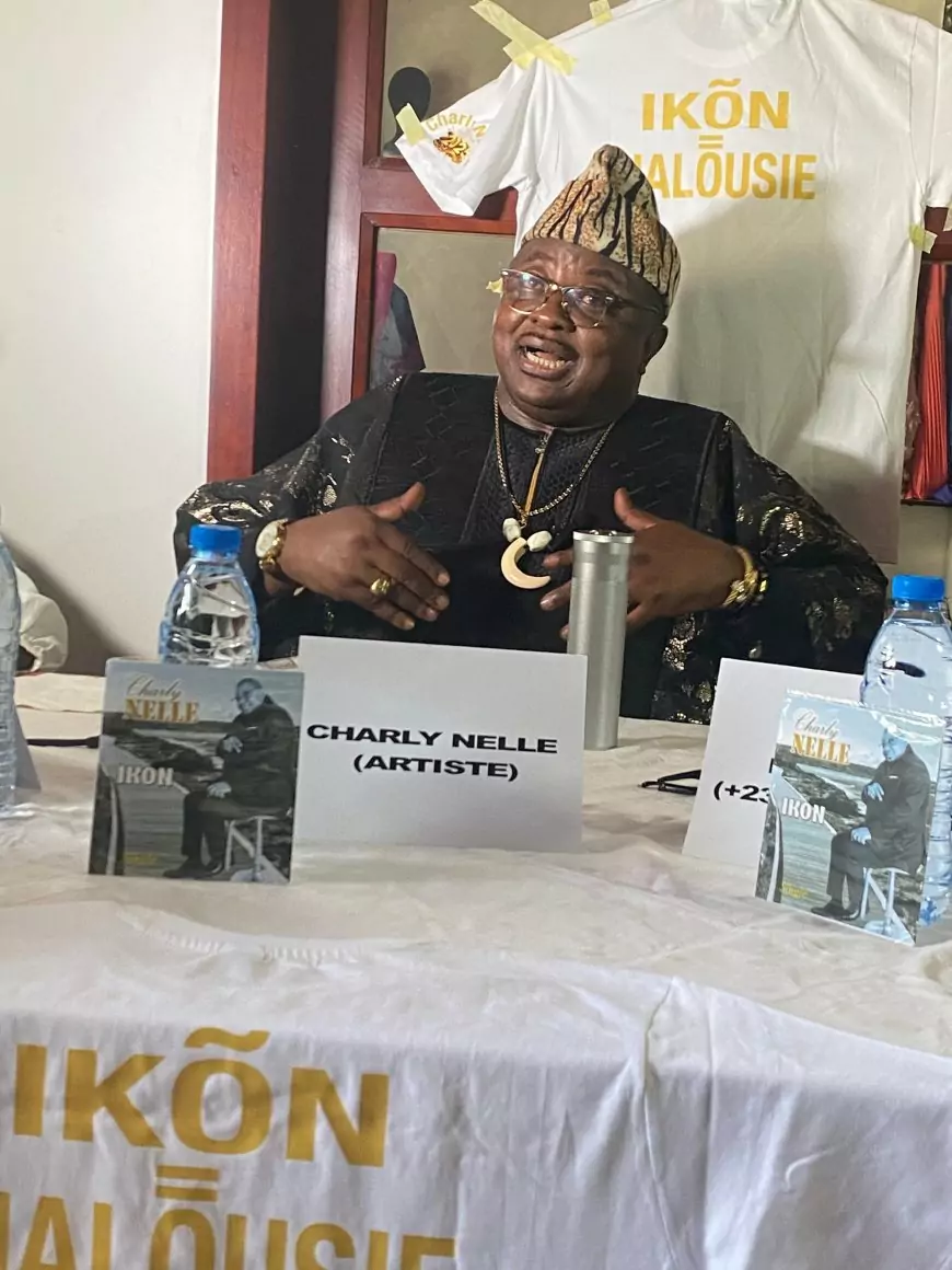 Charly Nelle sort de l’ombre avec “Ikon” : un appel à la fraternité