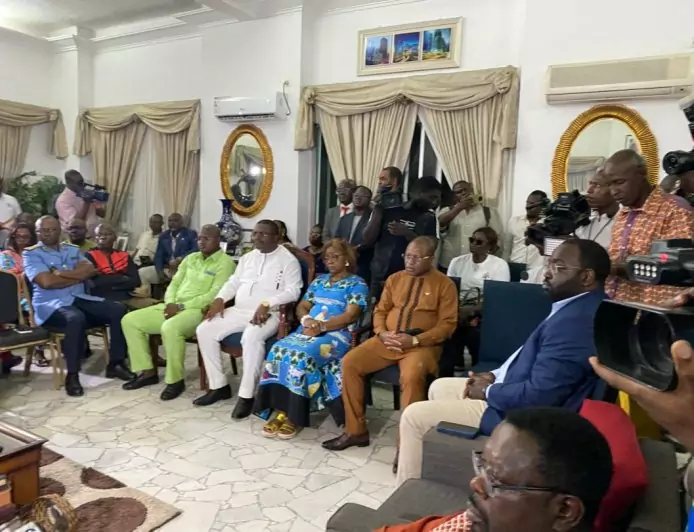 À la résidence du gouverneur du Littoral, le message de Paul Biya aux jeunes suivi avec attention