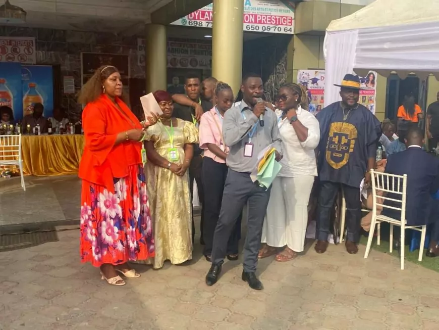 Formation : les 17 lauréates de la 10ème promotion de l’Odlca Dylane Fashion célèbrent leur réussite