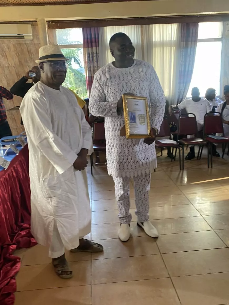 Un Award d’or pour le Docteur h.c. Stephan Jonathan Din, bâtisseur silencieux du Cameroun