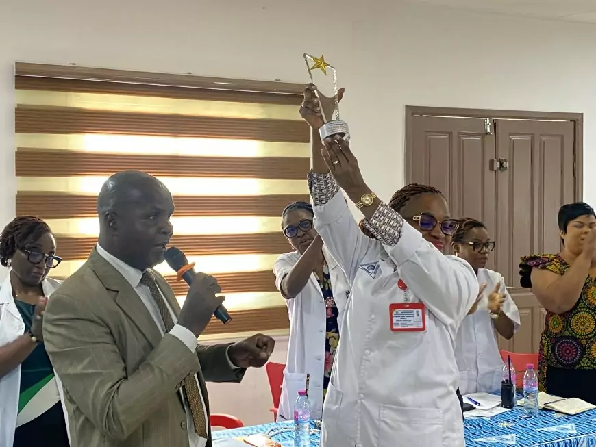 Mérite au Cameroun : le Dr Marie Solange Ndom épse Ebongue Manga décroche le Prix d’Excellence Africaine de la bonne gouvernance sanitaire