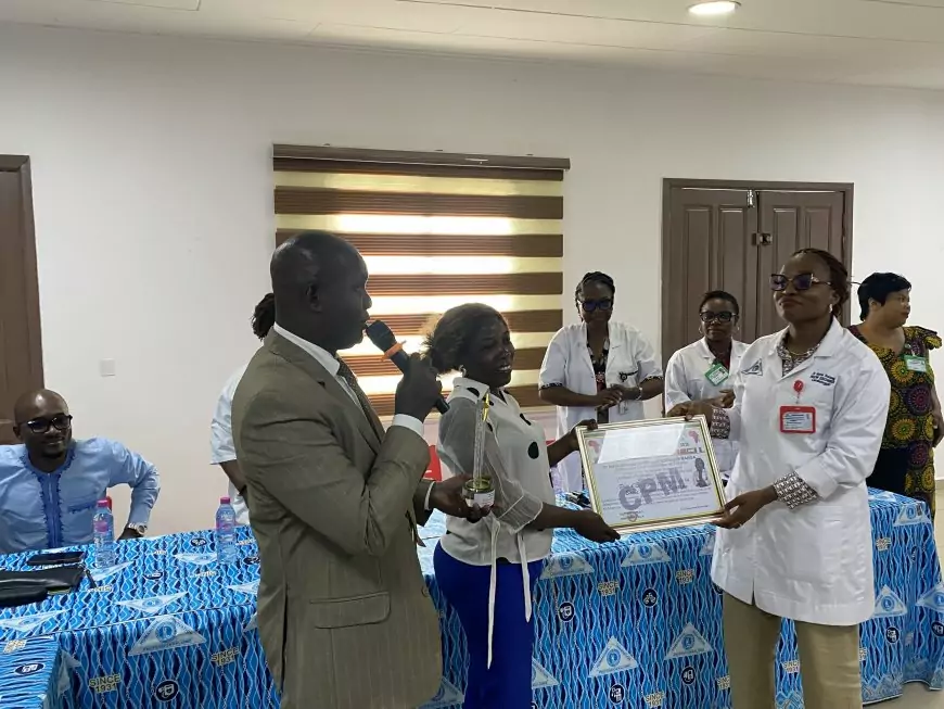 Mérite au Cameroun : le Dr Marie Solange Ndom épse Ebongue Manga décroche le Prix d’Excellence Africaine de la bonne gouvernance sanitaire