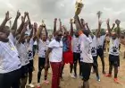Douala au Cameroun : le Tournoi Vétéran « Notre Police Adorée. La CNI en 24h » clôturé par la victoire de Vétérans Mbonyo 2-0 sur Vétérans de New-Bell (2-1)