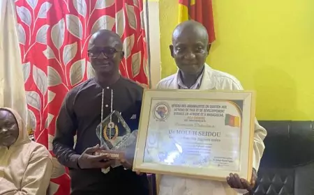 Leadership scientifique et médecine traditionnelle africaine : le Dr Moluh Seidou consacré « bâtisseur de la souveraineté sanitaire africaine »