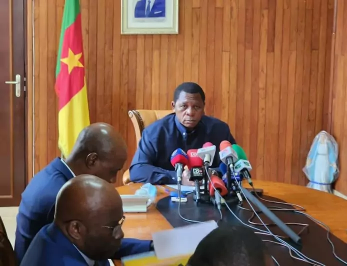 Ordre public : Paul Atanga Nji met en garde les témoins de Jéhovah contre le manquement au civisme et aux programmes de santé stratégiques