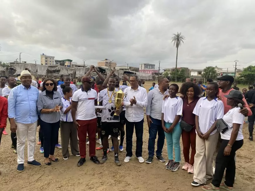 Douala au Cameroun : le Tournoi Vétéran « Notre Police Adorée. La CNI en 24h » clôturé par la victoire de Vétérans Mbonyo 2-0 sur Vétérans de New-Bell (2-1)