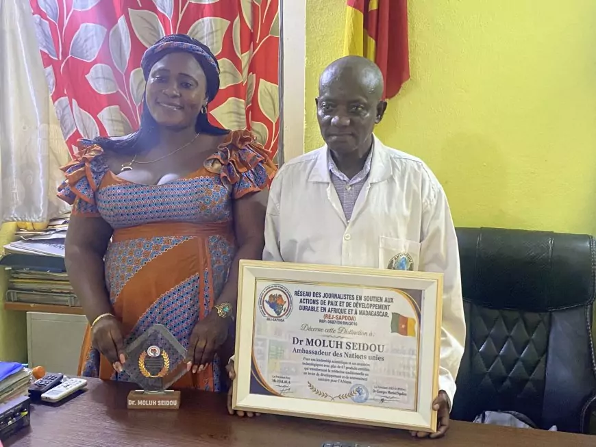 Leadership scientifique et médecine traditionnelle africaine : l’Amb. Dr Moluh Seidou consacré « bâtisseur de la souveraineté sanitaire africaine »