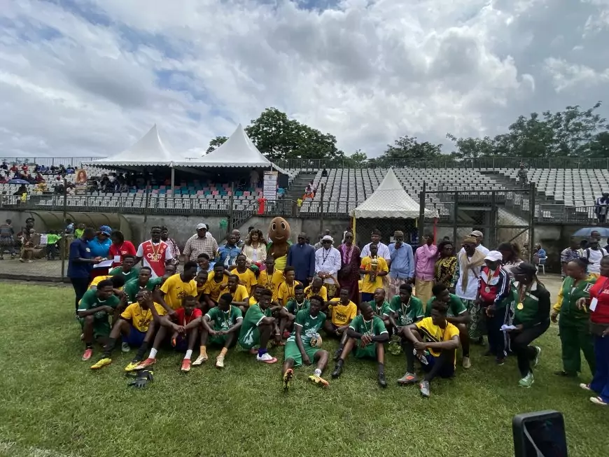 Match de gala à Douala : football, solidarité et émotion au Stade de Bonamoussadi