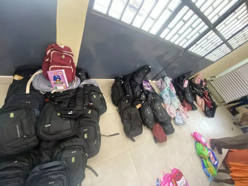 Cameroun :  des kits scolaires distribués à 1 000 enfants vulnérables de Douala 3 lors du “Back to School 2026”